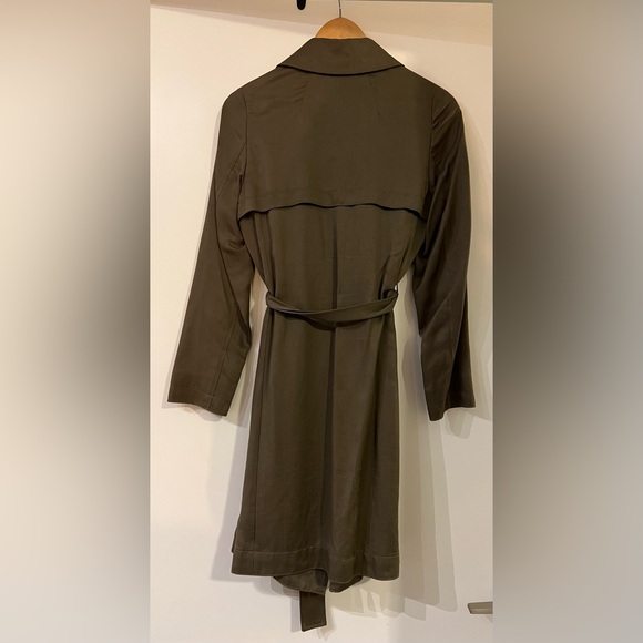 Babaton trench coat, olive green - Picture 3 of 7
